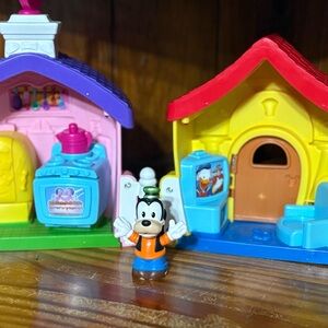 Disney Goofy Playset with Red, Yellow, and Purple Houses